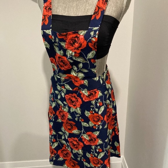 Shein Flower Dress  Overalls Size Medium - Picture 2 of 6